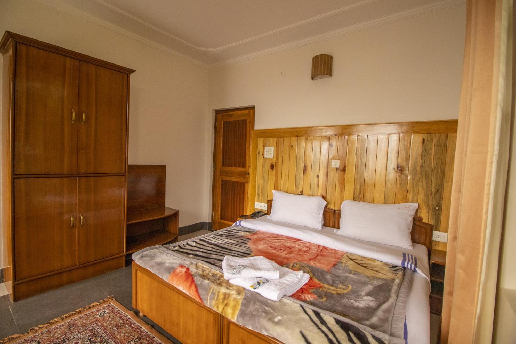 Wow Stayz2 Hotel The Lodge Νταραμσάλα Εξωτερικό φωτογραφία