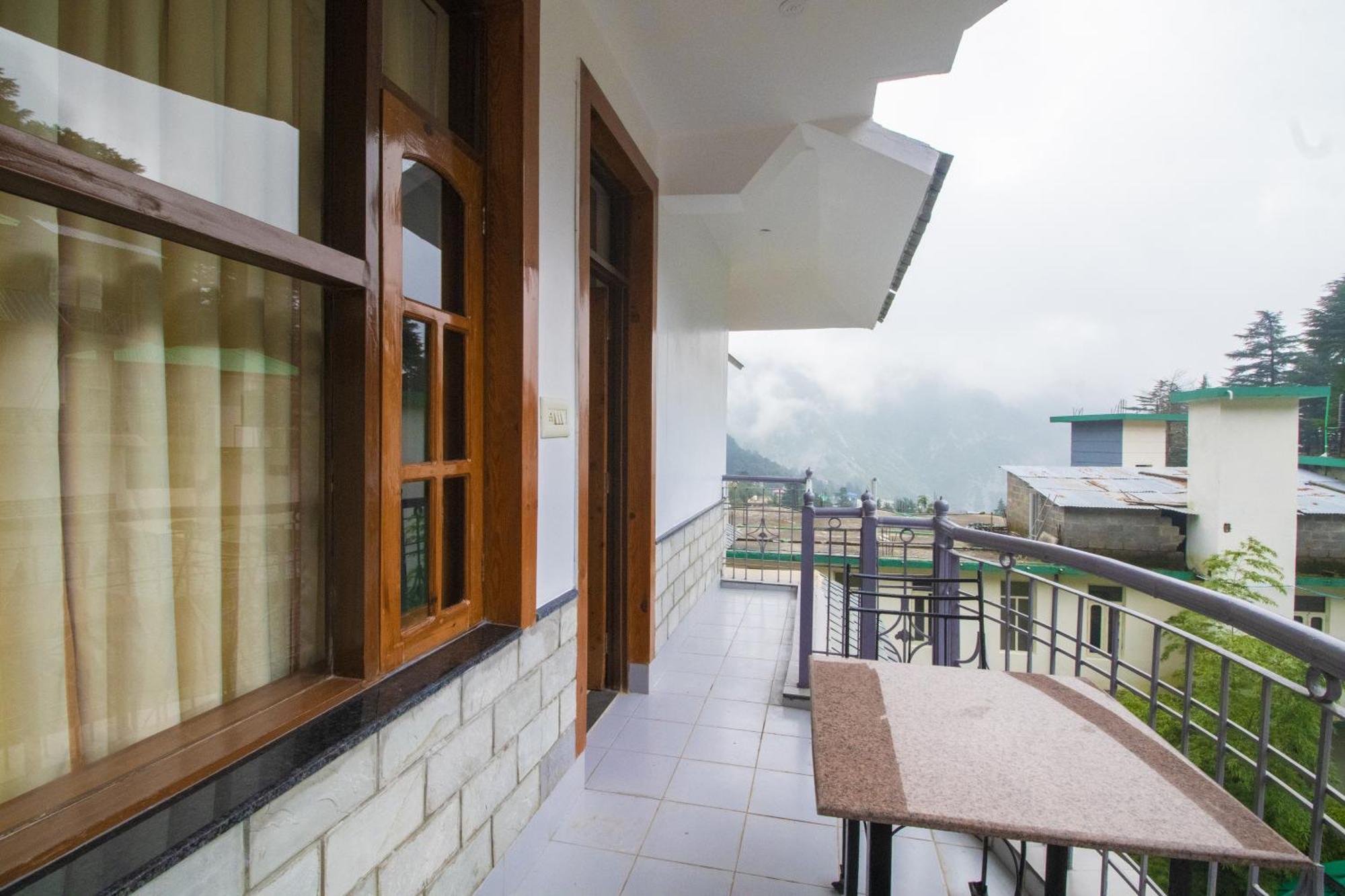 Wow Stayz2 Hotel The Lodge Νταραμσάλα Εξωτερικό φωτογραφία