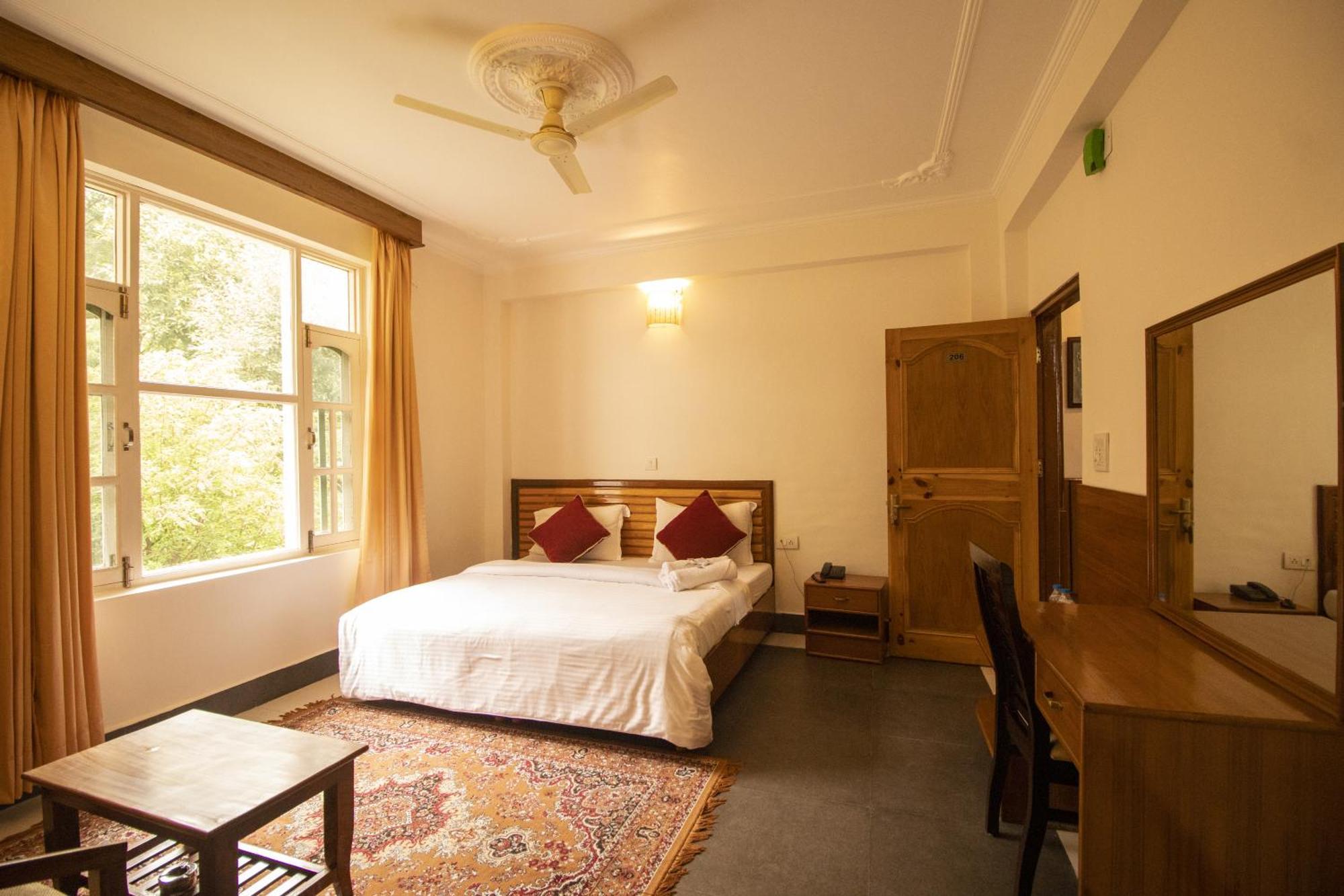 Wow Stayz2 Hotel The Lodge Νταραμσάλα Εξωτερικό φωτογραφία