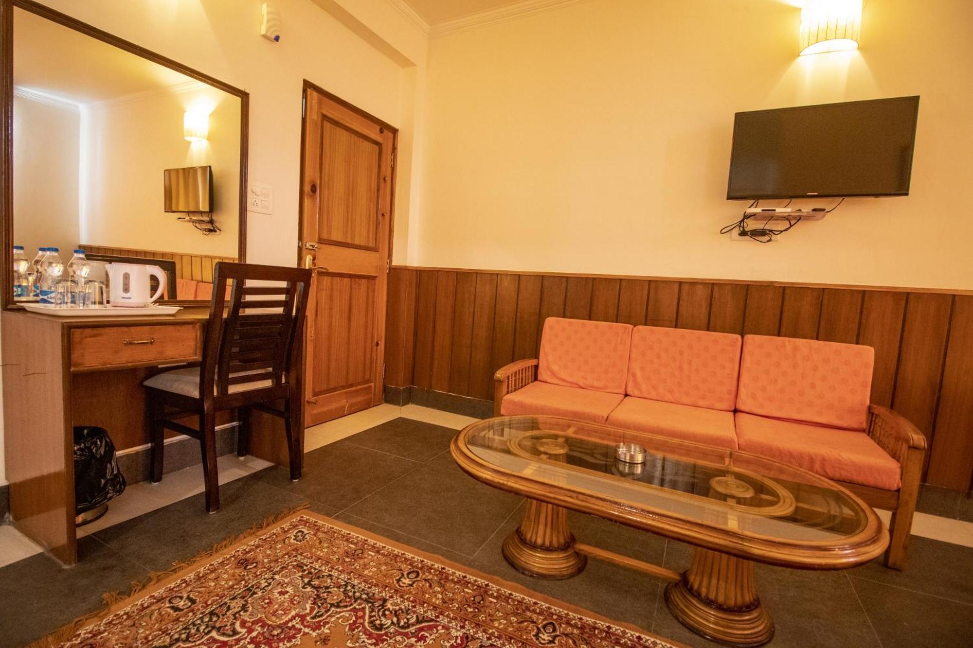 Wow Stayz2 Hotel The Lodge Νταραμσάλα Εξωτερικό φωτογραφία