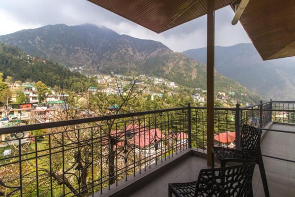 Wow Stayz2 Hotel The Lodge Νταραμσάλα Εξωτερικό φωτογραφία