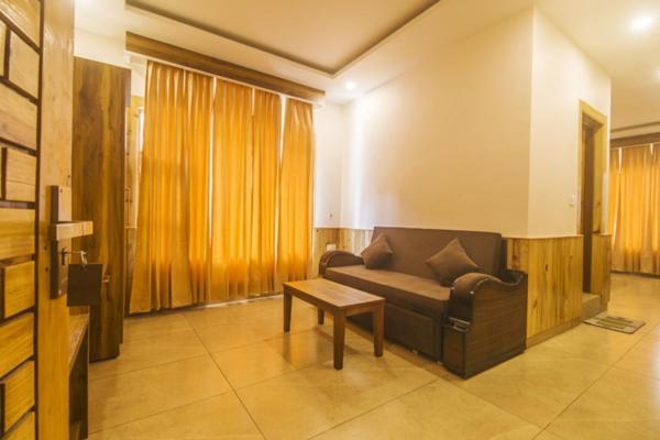 Wow Stayz2 Hotel The Lodge Νταραμσάλα Εξωτερικό φωτογραφία