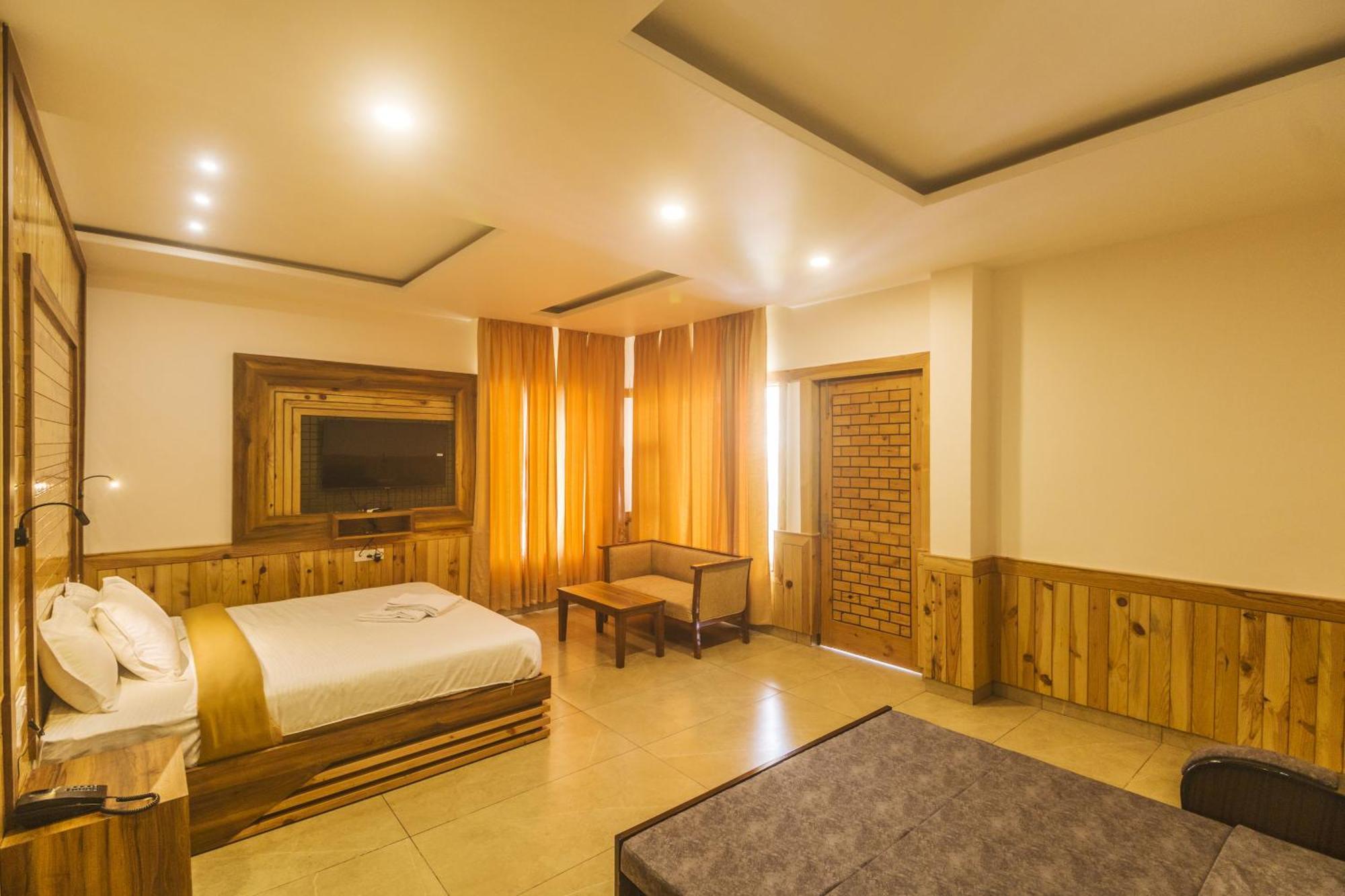 Wow Stayz2 Hotel The Lodge Νταραμσάλα Εξωτερικό φωτογραφία
